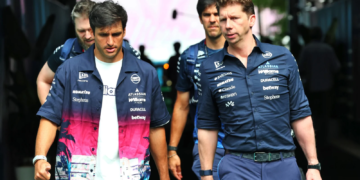 Williams issues confidence with Carlos Sainz future despite ‘ability to go’