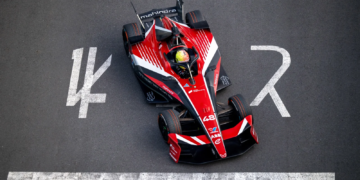 Edoardo Mortara equals Formula E record with stunning Tokyo pole