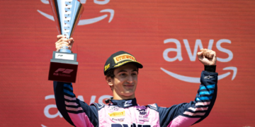Race winner Gabriele Mini (ITA) MP Motorsport celebrates on the podium. 25.07.2026. FIA Formula 2 Championship, Rd 9, Budapest, Hungary, Sprint Race, Saturday.