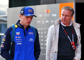 McLaren clarifies sighting of Max Verstappen agent at F1 team hospitality