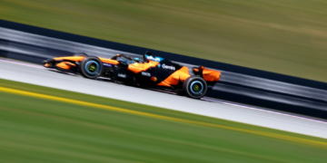McLaren to cautiously reintroduce radical F1 wing over Hungaroring weekend