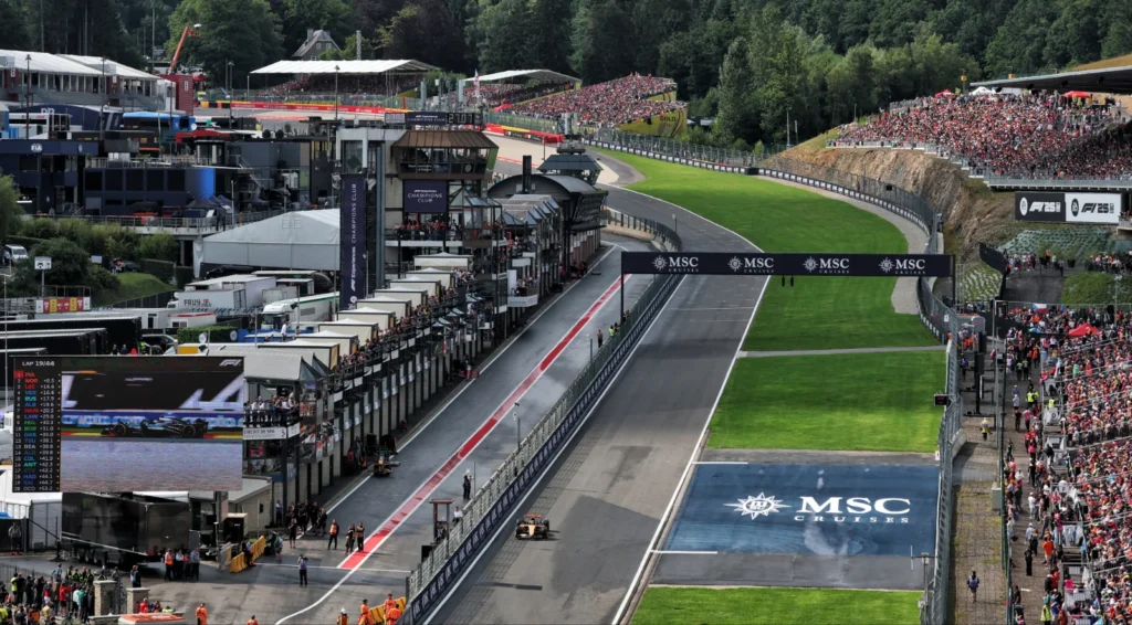 Spa's long straights could cause deployment issues