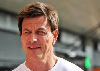 Toto Wolff blasts ‘Teletubbies engineers’ after F1 blue flag issue at Hungarian GP