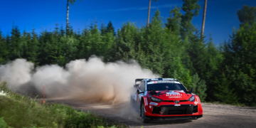 Peerless Pajari takes seven from seven to lead WRC Rally Estonia