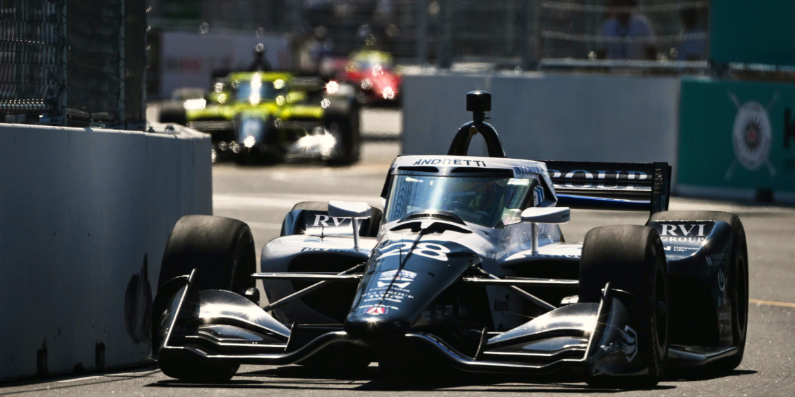 Ericsson pushed hard in the final stint to get back to the front. Photo: IndyCar - James Black