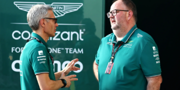 (L to R): Mike Krack (LUX) Aston Martin F1 Team, Team Principal with Tom McCullough (GBR) Aston Martin F1 Team Performance Director. 23.11.2023. Formula 1 World Championship, Rd 23, Abu Dhabi Grand Prix, Yas Marina Circuit, Abu Dhabi, Preparation Day.