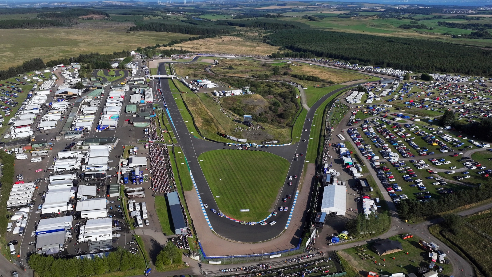 Aiden Moffat top on home soil in Knockhill BTCC Free Practice