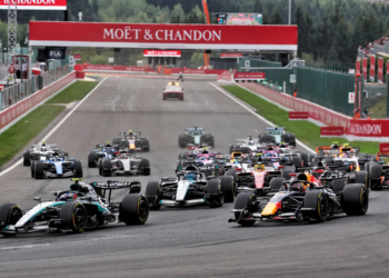 The FIA is planning further weight reductions for the next generation of F1 car