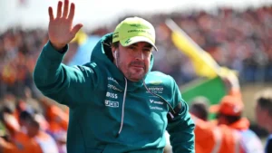 Fernando Alonso issues Aston Martin praise despite ‘square one’ PU verdict