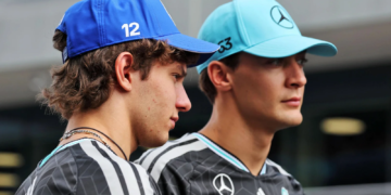 Mercedes has admitted it faces a choice on how to handle its intra battle for the title