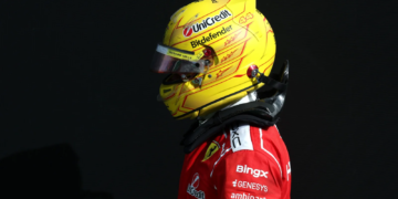 Lewis Hamilton calls for ‘offline’ Ferrari talks after Zandvoort strategy blunder