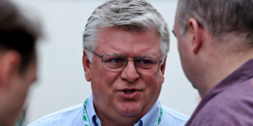 The hands-on approach Otmar Szafnauer is adopting to take F2 squad to the top