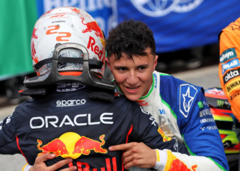 Isack Hadjar comments under Yuki Tsunoda return to F1 post at the Dutch GP