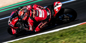Nicolo Bulega prevails to blistering pole position in French WorldSBK Superpole