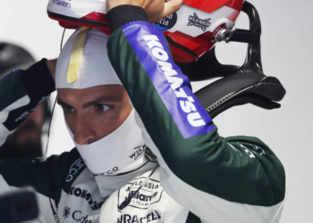 Carlos Sainz takes aim at Fernando Alonso after Spanish GP penalty