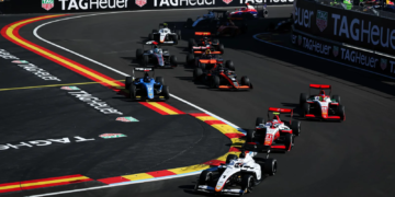 Theophile Nael (FRA) Campos Racing leads at the start of the race. 12.09.2026. FIA Formula 3 Championship, Rd 9, Sprint Race, Madrid, Spain, Saturday.