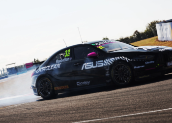 Dan Rowbottom tops tight BTCC Silverstone Free Practice