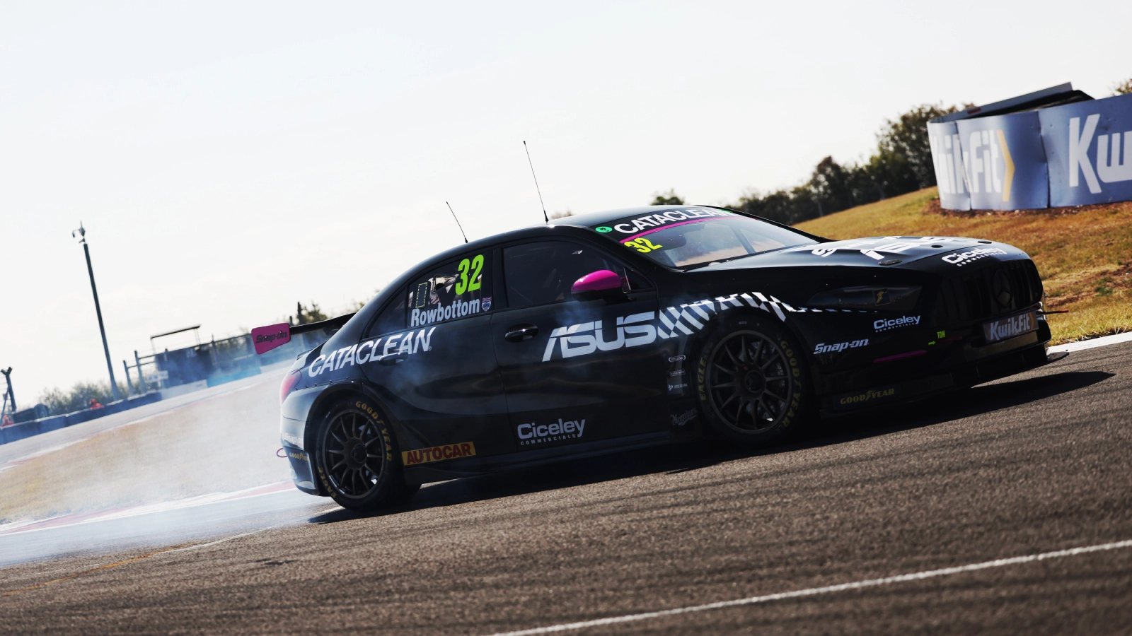 Dan Rowbottom tops tight BTCC Silverstone Free Practice