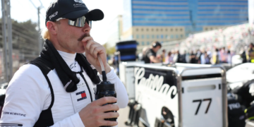 Valtteri Bottas was confused after feeling as if his car had put him in the wall