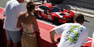 De Haan puts Paradine BMW on Bronze Cup pole for Portimão finale