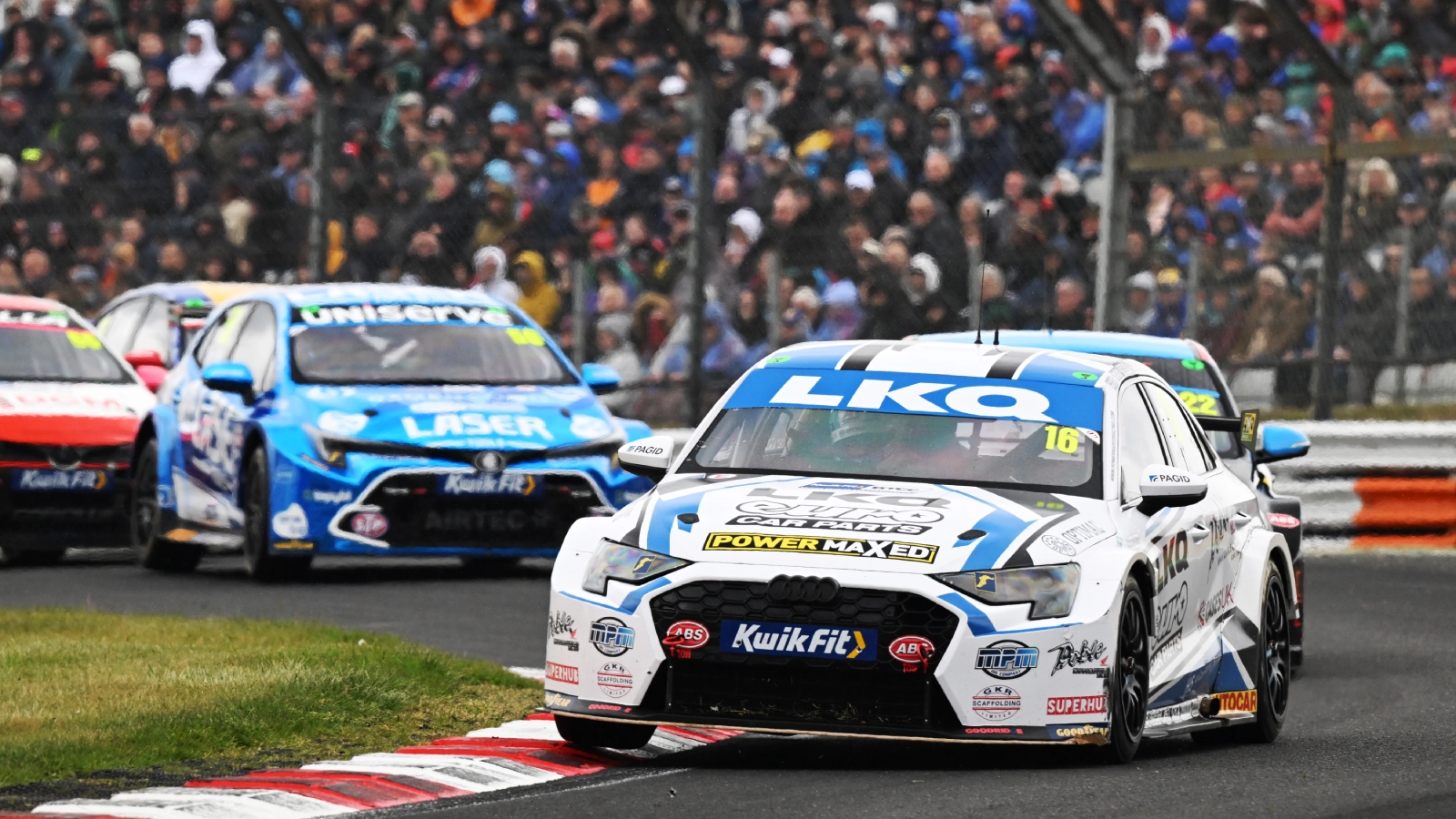 Both Independents’ titles on the line as BTCC heads to Brands Hatch