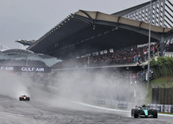 Confusion reigns as F1 Bahrain GP in Malaysia halted after formation lap chaos