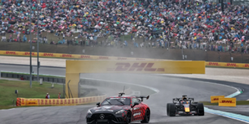 FIA issues apology for bizarre F1 stoppage drama in Sepang