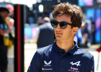 (L to R): Nina Gademan (NLD) Alpine Academy Driver with Gabriele Mini (ITA) Alpine Academy Driver. 02.07.2026. Formula 1 World Championship, Rd 9, British Grand Prix, Silverstone, England, Preparation Day.