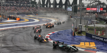Wet weather caused a delay to the Singapore Sprint Race