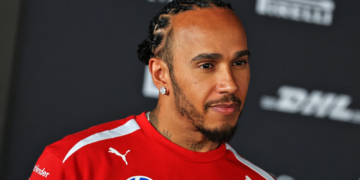 Lewis Hamilton has made a bold prediction for as to how long he will race in F1