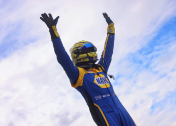 Ash Sutton to stay in the BTCC with NAPA Racing UK