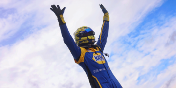 Ash Sutton to stay in the BTCC with NAPA Racing UK