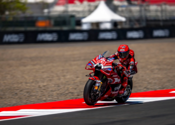 Marc Marquez regains championship lead after chaotic Mandalika MotoGP sprint victory