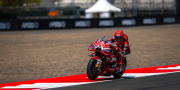Marc Marquez regains championship lead after chaotic Mandalika MotoGP sprint victory