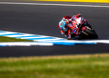 Marc Marquez recovers from crash to seal dominant Australian MotoGP pole position