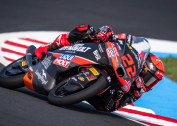 David Almansa claims victory in tense Japanese Moto3 showdown