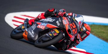 David Almansa claims victory in tense Japanese Moto3 showdown