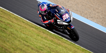 Izan Guevara claims Japanese Moto2 victory after drama for Manuel Gonzalez